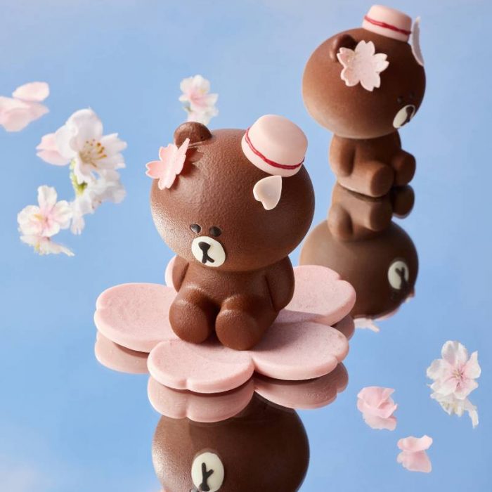 picnic-brown-petit-cake