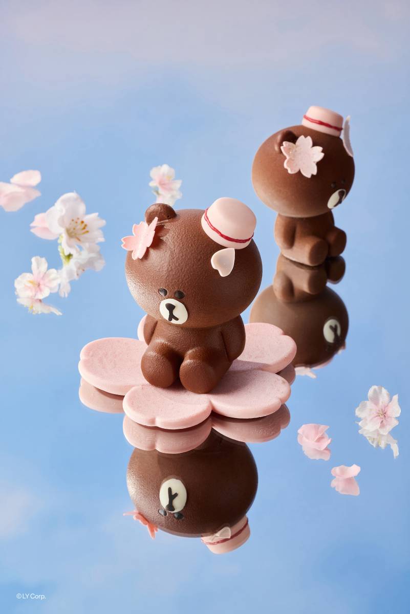 picnic-brown-petit-cake