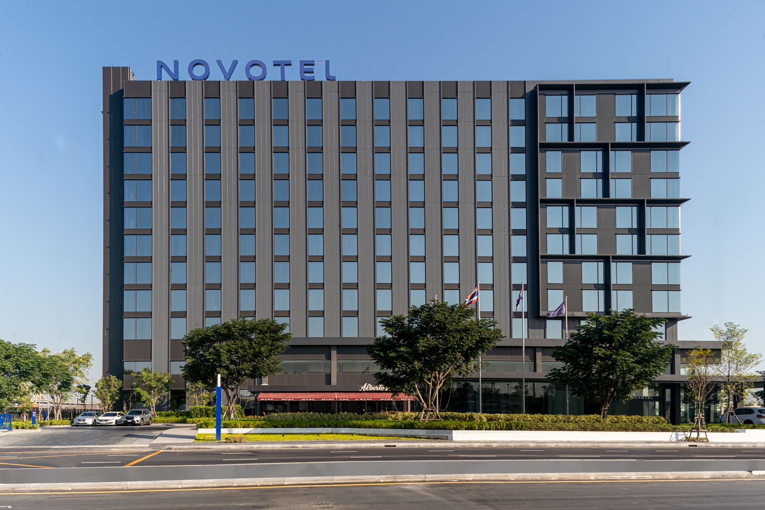 Novotel Bangkok Future Park Rangsit - Easy E-Receipt