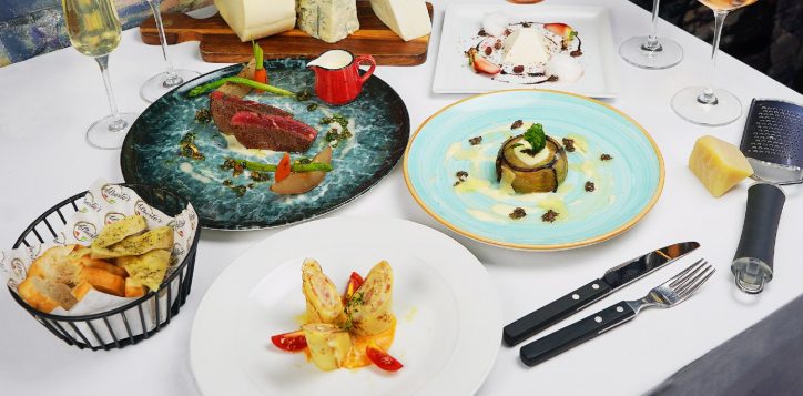 mar_chefs-table