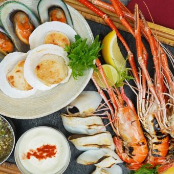 seafood-platter-at-sports-bar