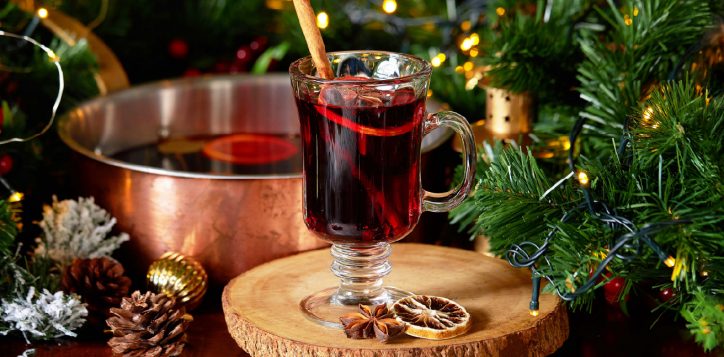 warm-up-your-holidays-with-vin-chaud