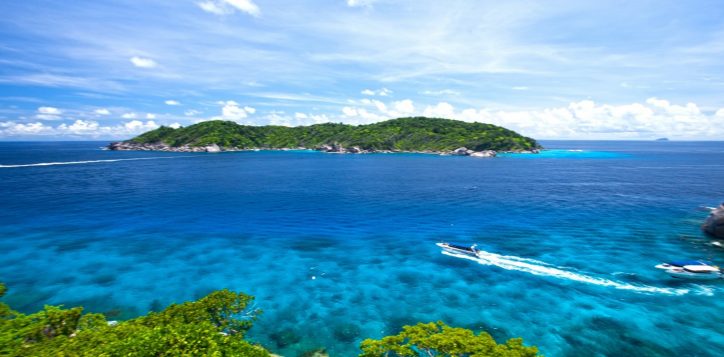 similan-islands-by-speedboat