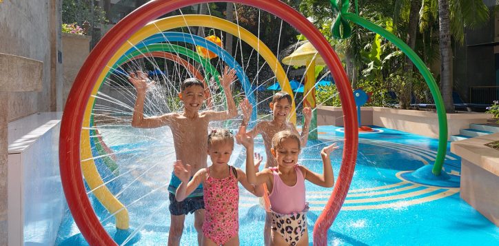 splash-and-play-at-novotel-phuket-kata-avista-resort-spa