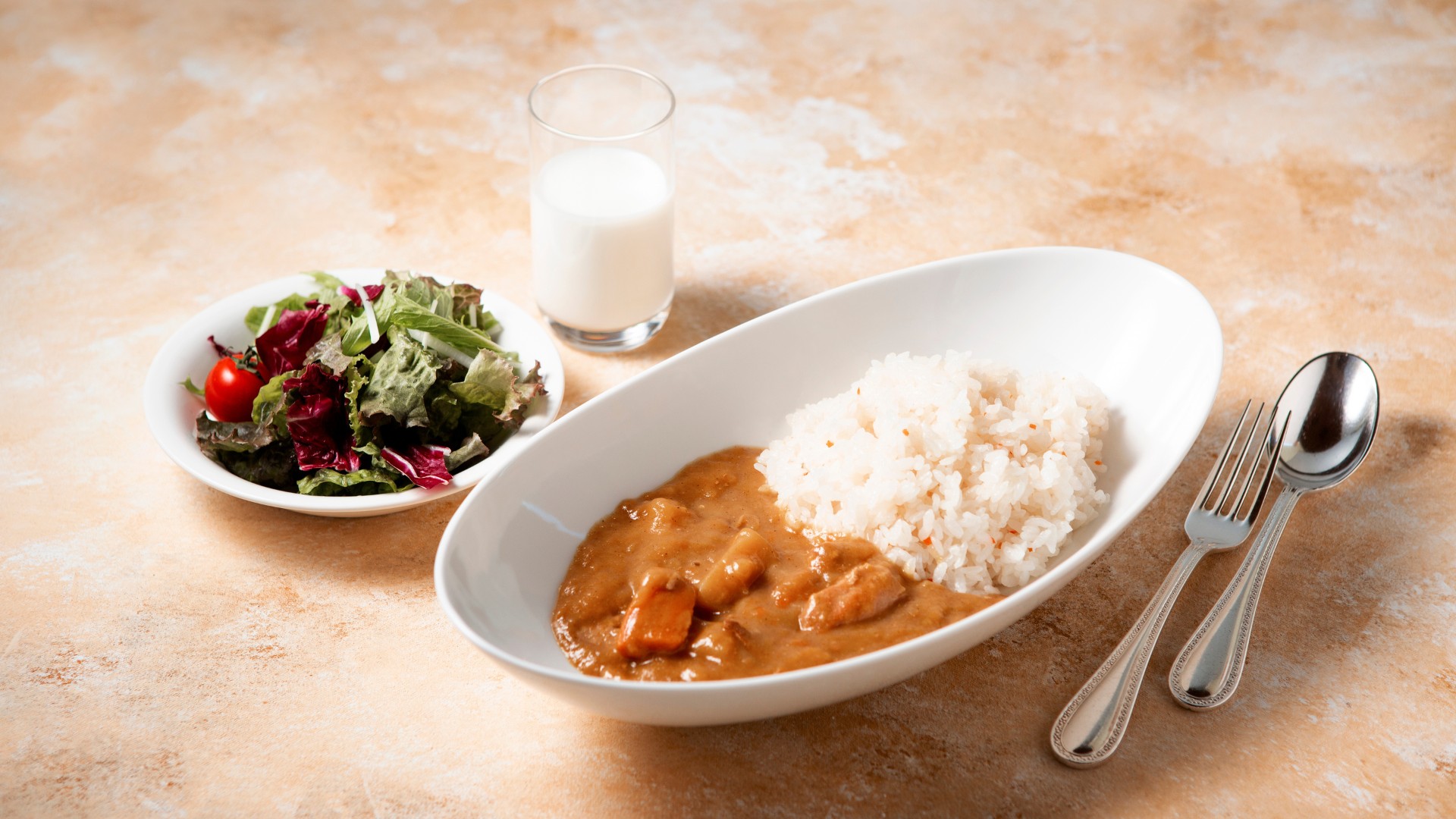芸能人愛用のルームウェア Mercure Yokosuka - 【ランチセット】よこすか海軍カレー カレー