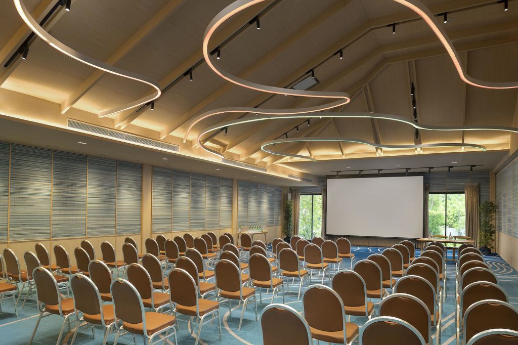 สถานที่จัดงานประชุมในระยอง ที่ดีที่สุด ณ โรงแรม เมอร์เคียว ลมทะเล