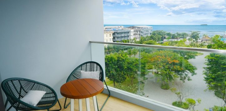 executive-room-ocean-view-with-balcony-5