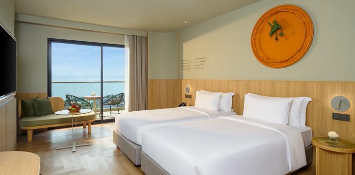 executive-twin-ocean-view-with-balcony-photo-of-bedroom-area