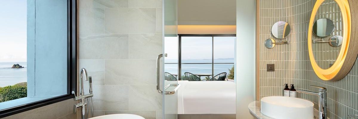 junior-suite-double-ocean-view-with-balcony