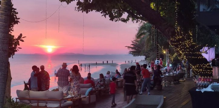 christmas-eve-dinner-in-rayong