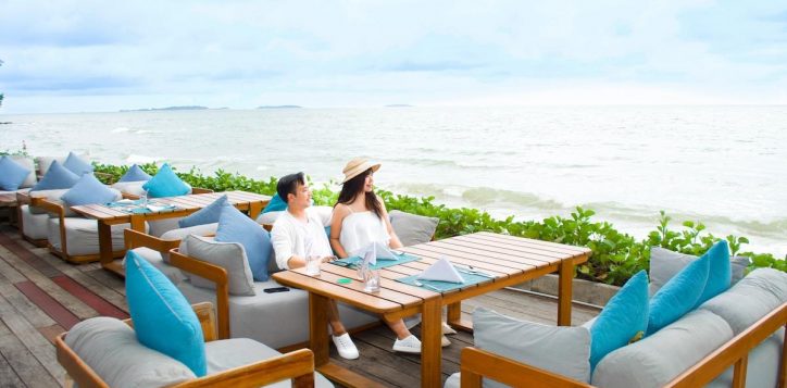 sip-sea-midweek-escape