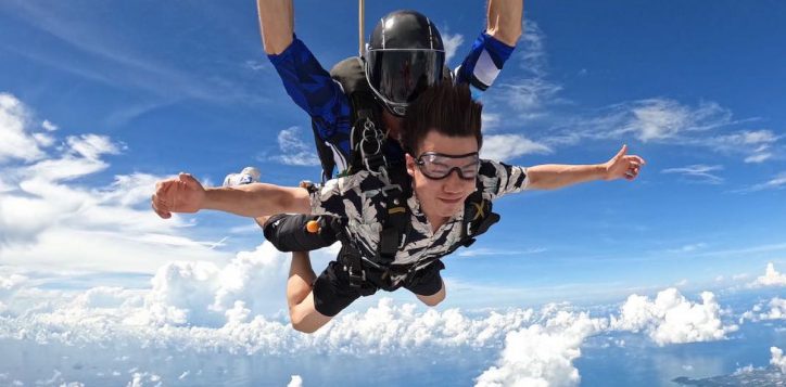 skydiving_