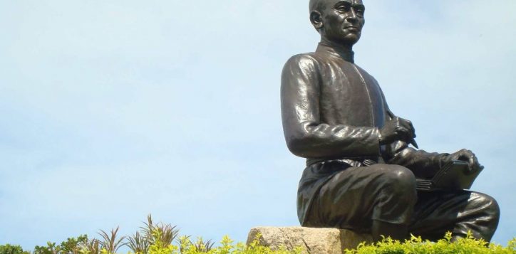 sunthon-phu-memorial-park