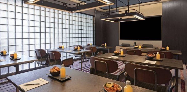 meetings-corporate-events-03