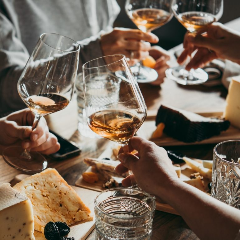 la-notte-italiana-wine-cheese-tasting