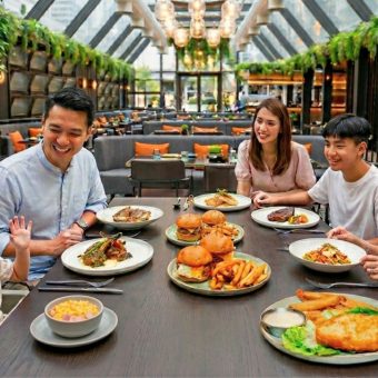 kids-eat-free-june-holiday-exclusive