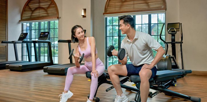 couple-at-gym_10488