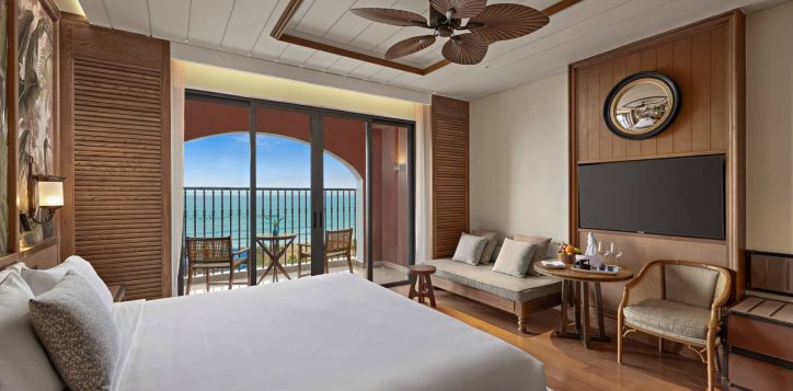 deluxe-room-8021_02