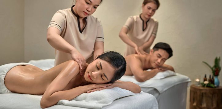 spa-with-model_11110