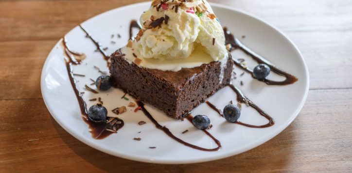 brownies-with-chocolate-featured-images