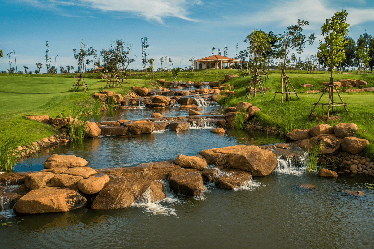 Best Golf Course In Vietnam 2025