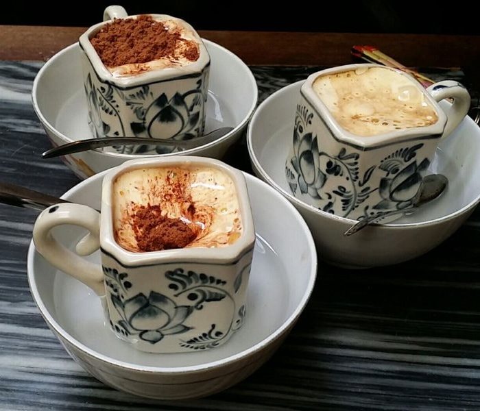 ca-phe-trung-ha-noi-bieu-tuong-van-hoa-thu-do