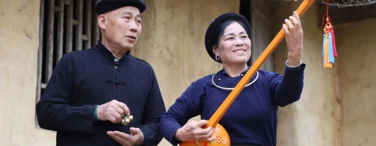 dieu-hat-then-net-dep-doc-dao-tu-dong-bao-dan-toc-vung-cao