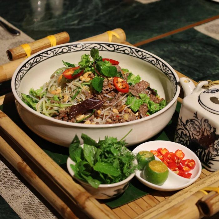 shaking-beef-noodles