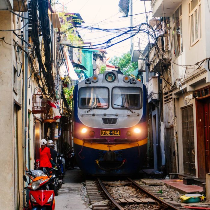 hanoi-train-street-the-hidden-rhythm-of-the-capital
