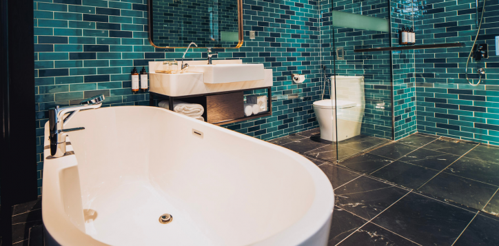 mercure-website-d-edge-1905-x-891-1-4