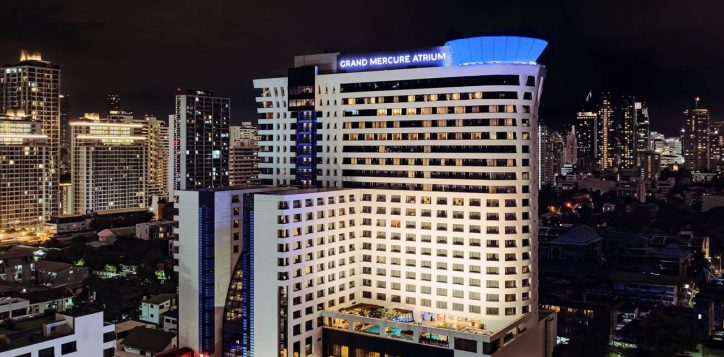 01-top-attractions-around-hotel-near-asoke