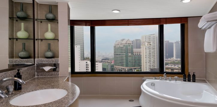 03-exclusive-offers-5-star-hotel-bangkok