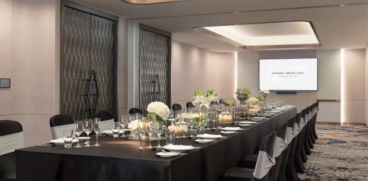 how-to-plan-a-successful-corporate-event-h1-01