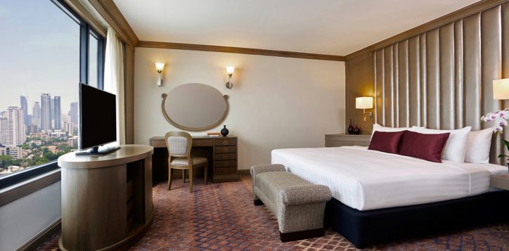 experience-5-star-hotel-stay-in-the-heart-of-bangkok-02