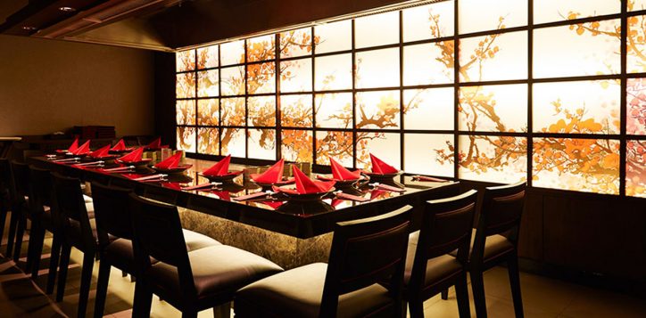why-benihana-atrium-restaurant-is-one-of-the-best-teppanyaki-spots-in-bangkok-01
