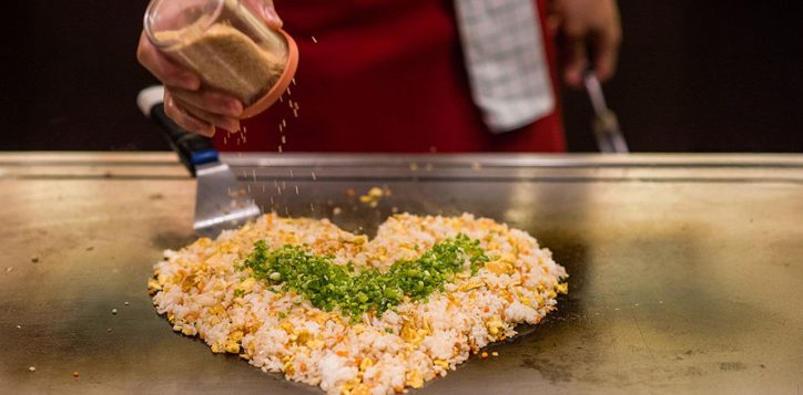 why-benihana-atrium-restaurant-is-one-of-the-best-teppanyaki-spots-in-bangkok-03