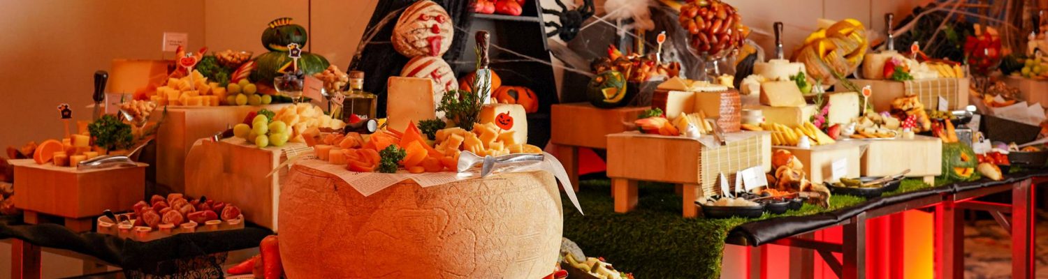 halloween-cheers-and-cheese-night