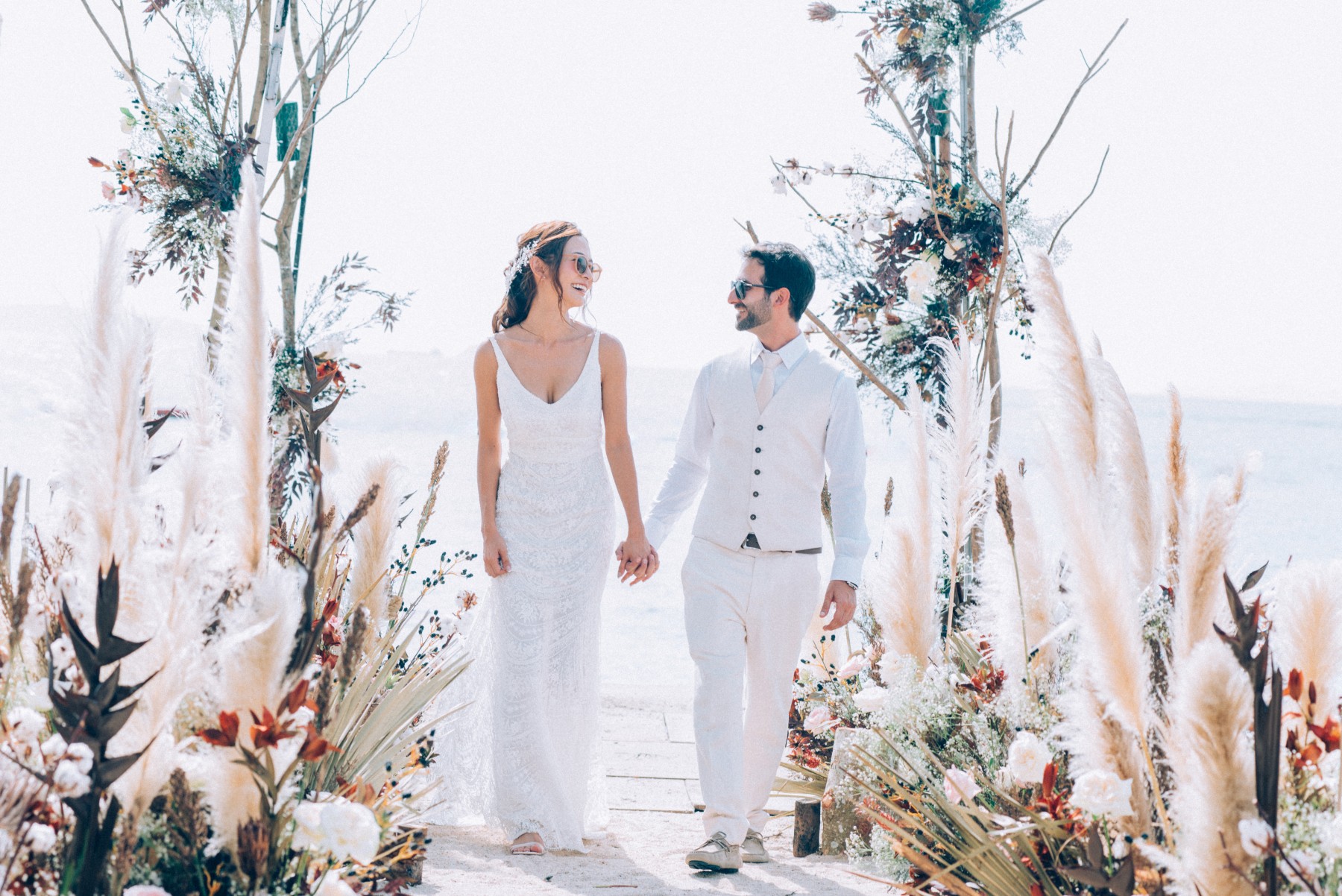 FEBRUARY ROMANCE BEACH WEDDING OFFER