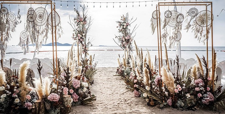 beach wedding Pattaya Thailand