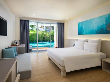 premium-pool-access-room