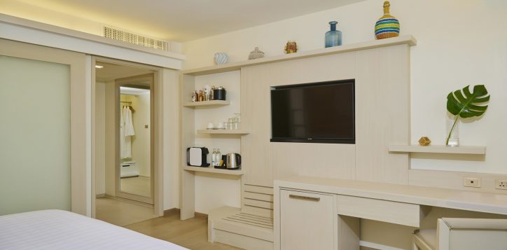 premium-ocean-facing-room