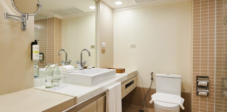 premium-ocean-facing-room