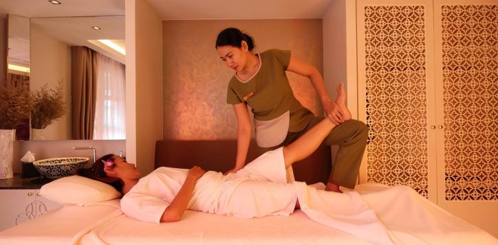 traditional-thai-massage-benefits-techniques-02