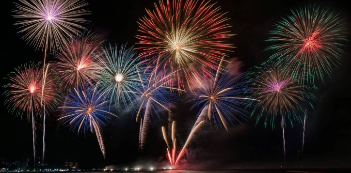 firework-display-river-night
