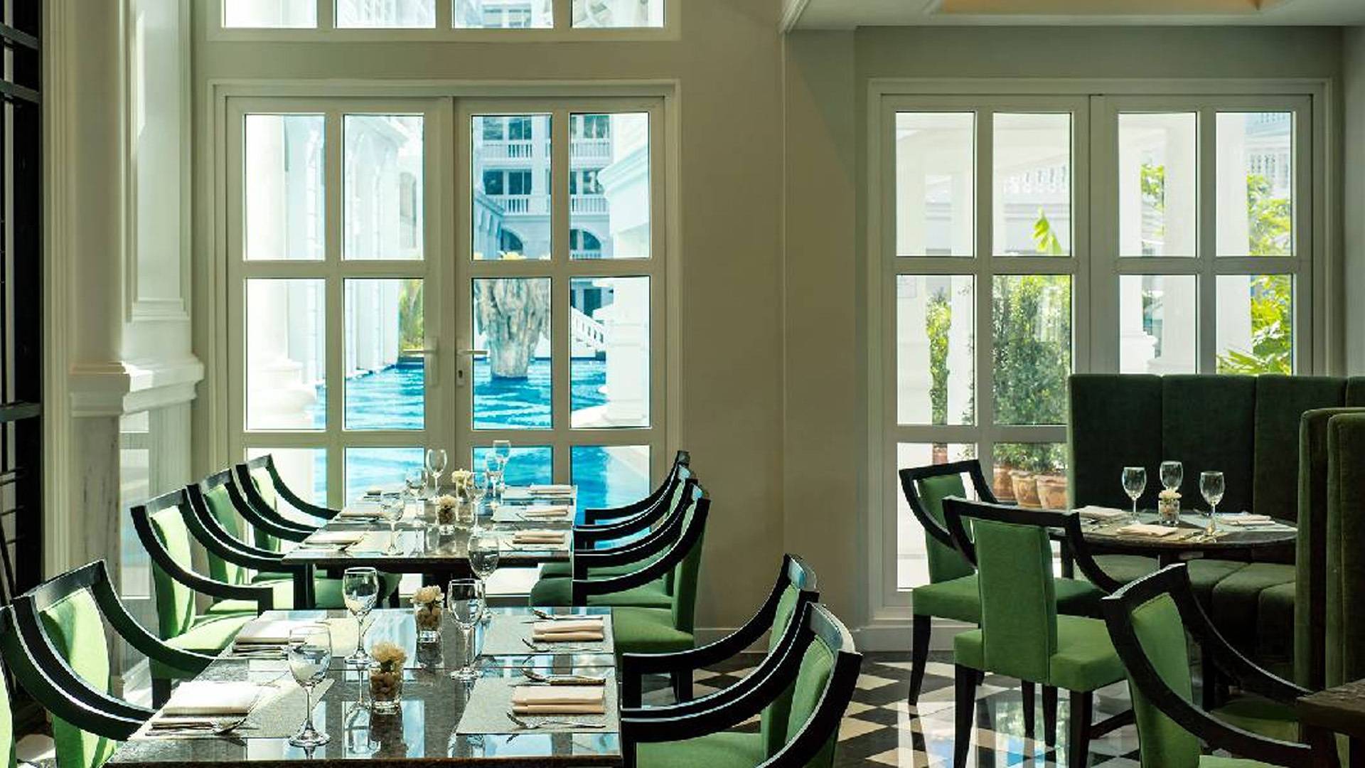 Find Popular Patong Restaurants and Hotels Near the Beach