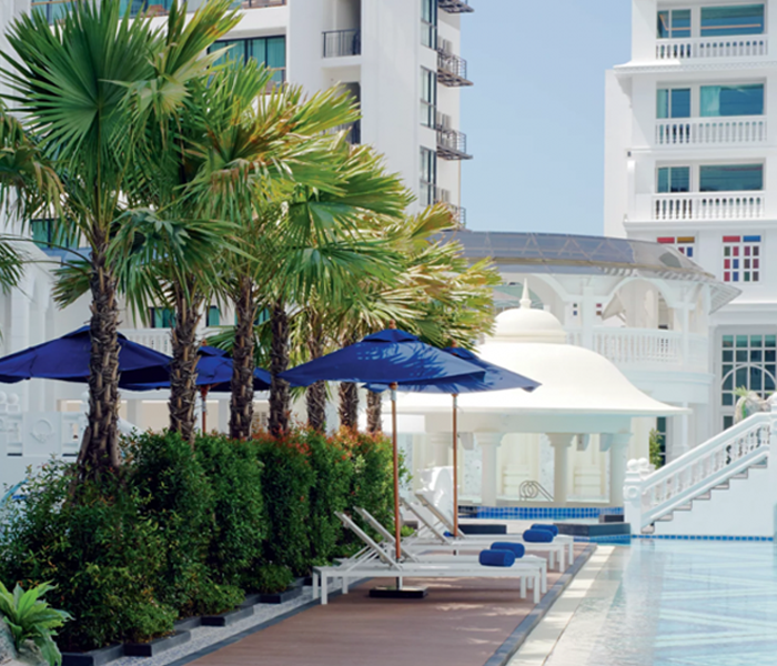 THE ULTIMATE LUXURIOUS HOTEL EXPERIENCE IN PHUKET