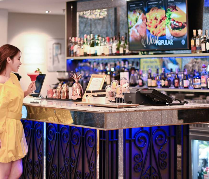 BARROCCO AT LOBBY
