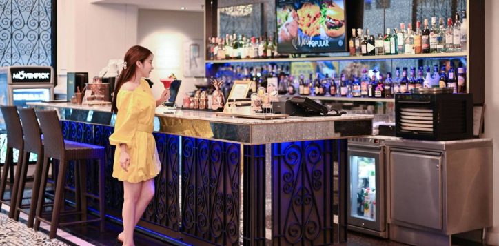 experience-fine-dining-at-mo%cc%88venpick-myth-hotel-patong-phuket-05