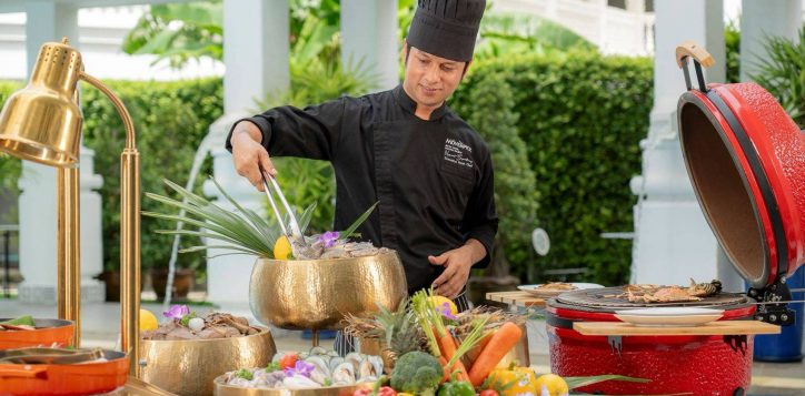sunday-brunch-in-phuket-experience-movenpick-myth-brunch-buffet-02
