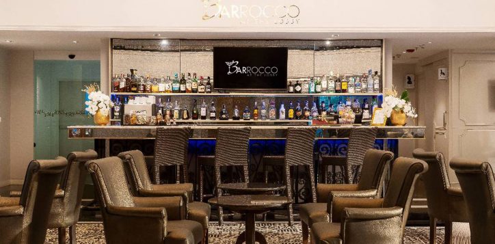 hotels-in-phuket-with-buffet-breakfast-morning-feasts-with-a-view-03